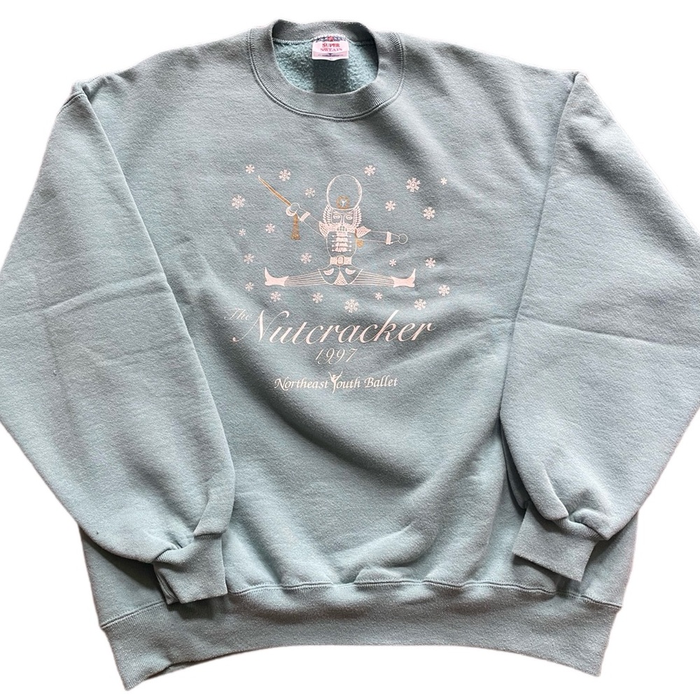 1997 Medford MA Nutcracker Graphic XL Sweater